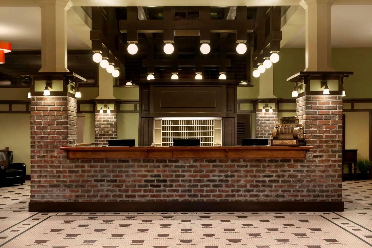 The Elms Hotel & Spa, A Destination By Hyatt Hotel Excelsior Springs Buitenkant foto