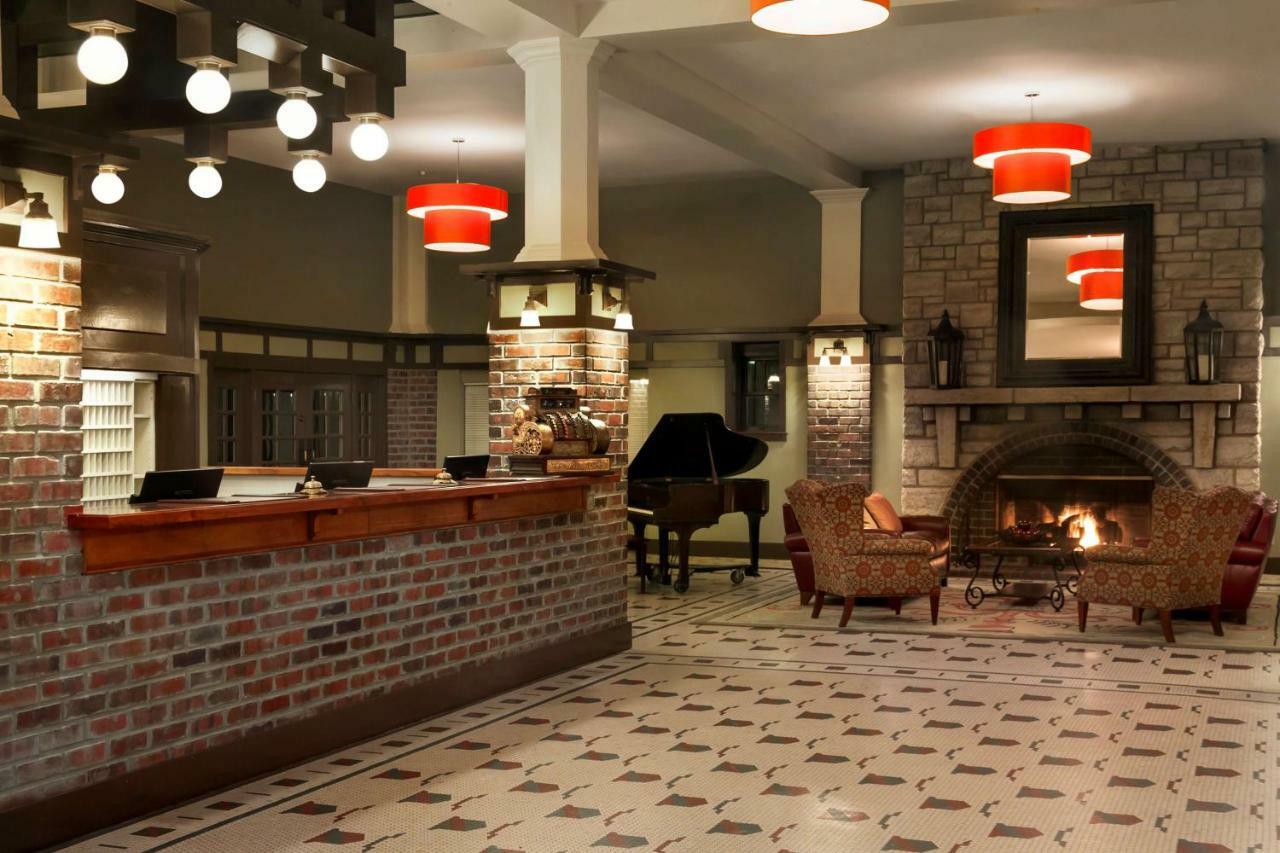 The Elms Hotel & Spa, A Destination By Hyatt Hotel Excelsior Springs Buitenkant foto
